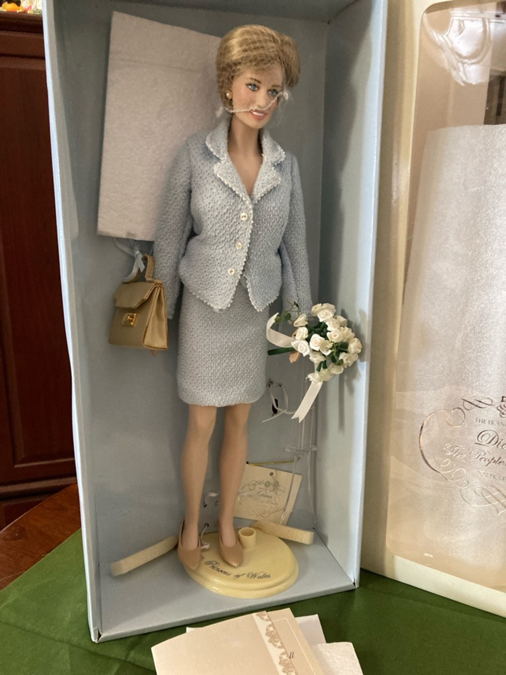 Franklin Mint Diana the peoples princess doll - Light Blue Tweed skirt